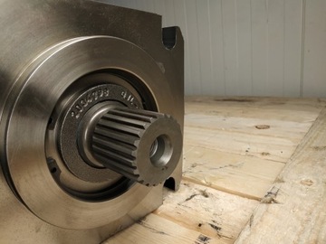 Насос Rexroth A11VLO145LRS/11R-NZD12K01-S - Sennebogen 821-C, 821M, 723MHD