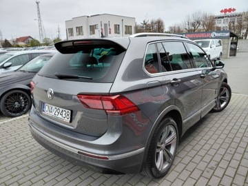 Volkswagen Tiguan II SUV 2.0 TDI 150KM 2018 Volkswagen Tiguan R-Line Kamera El.Klapa Kamera Navi Sensor Elektryka PDC, zdjęcie 6