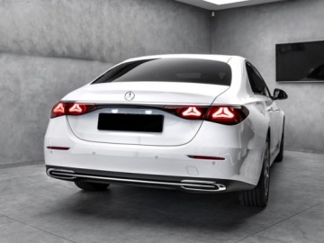 Mercedes Klasa E W214 Sedan 2.0 220d 197KM 2025 E Klasa 220 d Avantgarde 2.0 (197KM) 2025, zdjęcie 4