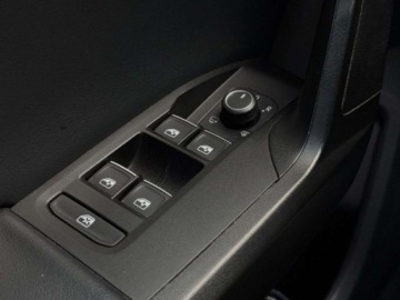 Seat Leon IV Sportstourer 1.5 EcoTSI 130KM 2021 Seat Leon Sportstourer Nawigacja Apple CarPlay Android Auto Ambiente Refle, zdjęcie 29