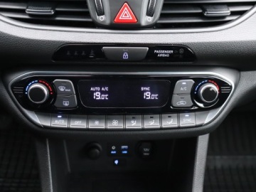 Hyundai i30 III Wagon 1.4 T-GDi 140KM 2017 Hyundai i30 1.4 T-GDI, Salon Polska, zdjęcie 12