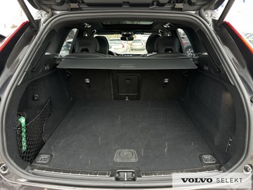 Volvo XC60 II 2025 Volvo XC 60 XC60 B5 B AWD Ultra Dark aut, Pakiet C, zdjęcie 32