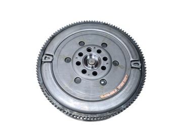 Маховик двухмассовый LUK 415040110 BMW 3/5 E60/E61 520D