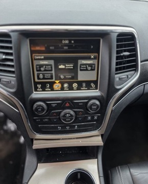 Jeep Grand Cherokee IV Terenowy Facelifting 3.0 V6 CRD 250KM 2015 Jeep Grand Cherokee 3.0 Diesel 250KM, zdjęcie 19