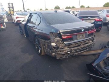 BMW Seria 7 G11-G12 2021 BMW Seria 7 740i 2021 3.0l 3.0 Benzyna 335KM, zdjęcie 2