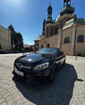 Mercedes Klasa C W205 2017 Mercedes-Benz Klasa C W205 4 matic Zadbany 2.0