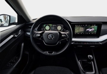 Skoda Octavia IV Liftback 1.5 TSI EVO 150KM 2024 Skoda Octavia Virtual Cockpit - Tempomat - Podgrz. fotele-szyba-kierownica, zdjęcie 15