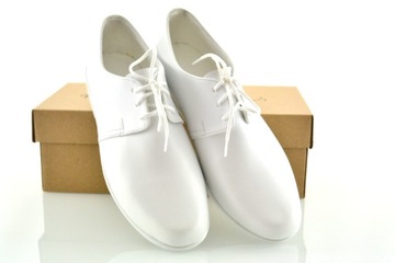 БЕЛЫЕ ПОЛЬСКИЕ ТУФЛИ ДЛЯ МАЛЬЧИКОВ, ГЛАДКИЕ r29