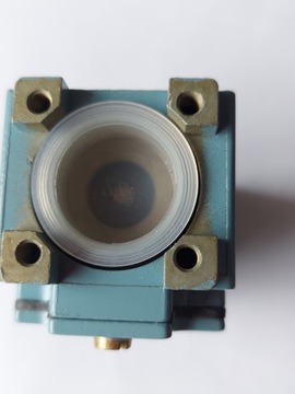 Корпус концевого выключателя Telemecanique ZCK-J1