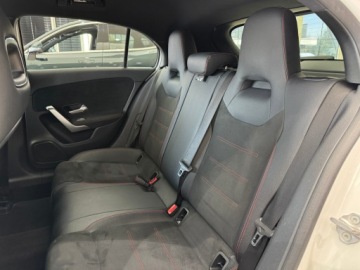 Mercedes Klasa A W177/V177 Hatchback Plug-In 1.3 250e 218KM 2020 Mercedes-Benz A 250 e AMG Line / Plug In / Fotele, zdjęcie 11