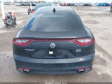 Kia Stinger Liftback 3.3 T-GDi 366KM 2018 Kia Stinger Gt 2018 3.3 Benzyna 365KM, zdjęcie 4