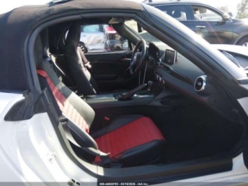 Fiat 124 Spider 2018 Fiat 124 Spider 2018 FIAT 124 SPIDER ABARTH 1.4 Benzyna 164KM, zdjęcie 5
