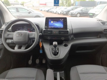 Toyota Proace II 2023 Toyota PROACE CITY VERSO 1.5 D-4D Business 1.5D4D, zdjęcie 13