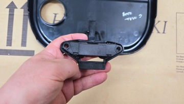 FORD C-MAX MK1 03-10 R KUGA I 08-13 STOLEK POLIČKA SEDADLA ŘIDIČE SPOLUJEZDCE