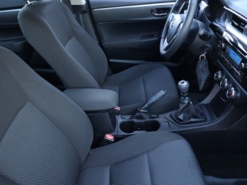 Toyota Corolla X Sedan Facelifting 1.6 Valvematic 132KM 2014 Toyota Corolla 1.6 Valvematic, Salon Polska, zdjęcie 8