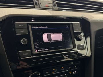 Volkswagen Passat B8 Variant Facelifting 2.0 TDI SCR 150KM 2023 Volkswagen Passat Business ACC LED Hak CarPlayAndroid Auto Podgrzewan, zdjęcie 36