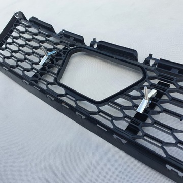 Безрамные держатели для регистраторов UNIVERSAL в гриле РЕГИСТРАЦИОННАЯ РАМКА + ВИНТЫ