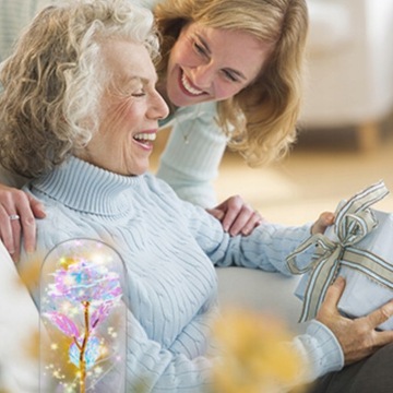 ВЕЧНАЯ РОЗА В СВЕТОДИОДНОМ СТЕКЛЕ НА ЛЕДЯНОМ ПОДАРКЕ