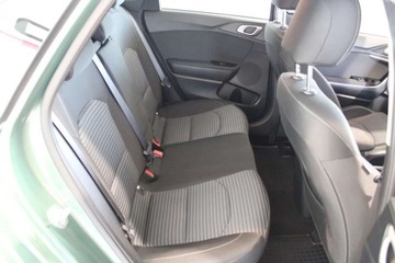 Kia Ceed III Hatchback Facelifting  1.0 T-GDI 120KM 2023 Kia Ceed 1,0 T M 120 KM Salon PL Benzyna 120KM, zdjęcie 9