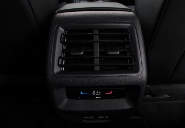 Volkswagen Tiguan III 2025 Volkswagen Tiguan App Connect, Reflektory LED, Tempomat adaptacyjny ACC 2.0, zdjęcie 14