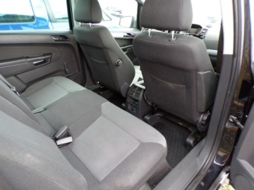Opel Zafira B 1.8 ECOTEC 140KM 2011 Opel Zafira Klima /I właści /1,8 /140KM /2011r, zdjęcie 28
