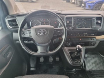 Toyota Proace II Furgon Medium 2.0 D-4D 150KM 2020 Toyota PROACE VERSO 2.0 D4-D Medium Family 2.0 D4-, zdjęcie 21