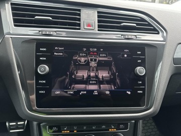 Volkswagen Tiguan II SUV 2.0 TSI BlueMotion Technology 220KM 2018 Volkswagen Tiguan 2.0 TSI 220KM R-line, ASO, Salon, zdjęcie 20
