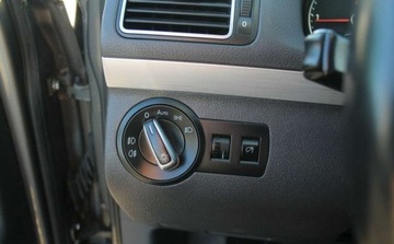 Volkswagen Touran II 1.6 TDI 105KM 2015 Volkswagen Touran 1.6 Diesel 104KM, zdjęcie 17