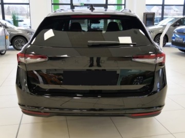 Skoda Superb IV Kombi 2.0 TSI 265KM 2026 SKODA Superb Sportline 2.0 TSI DSG 4x4 Combi 265KM 2026, zdjęcie 3