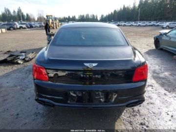 Bentley Continental III 2022 Bentley Flying Spur V8 2022 4.0 Benzyna 542KM, zdjęcie 4