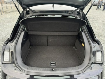 Audi A1 I Hatchback 3d 1.6 TDI 105KM 2011 Audi A1 3-drzwiowe 1.6 TDI 105KM 2011r, S-Line, zdjęcie 24