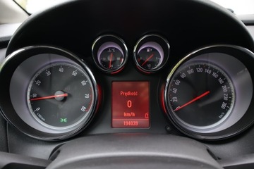 Opel Astra J Hatchback 5d 1.4 Turbo ECOTEC 140KM 2011 Opel Astra 1.4 T, Klima, Klimatronic, Tempomat, zdjęcie 10