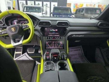 Lamborghini Urus 2022 Lamborghini Urus Graphite Capsule 2022 4.0 Benzyna 641KM, zdjęcie 9