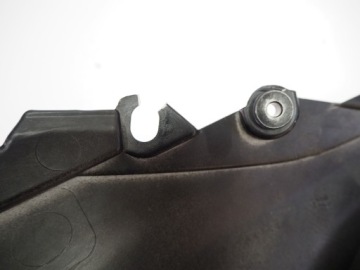 YAMAHA YZF-R3 15-18 КРЫШКА ОБТЕКАТЕЛЯ ТОПЛИВНОГО БАКА ПРАВАЯ