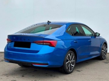 Skoda Octavia IV Liftback 1.5 TSI EVO 150KM 2026 SKODA Octavia Sportline 1.5 TSI mHEV DSG Sedan 150KM 2026, zdjęcie 3