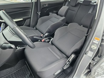 Suzuki Swift VI Hatchback Facelifting 1.2 DualJet SHVS 83KM 2021 Suzuki Swift Bezwypadkowy, Kamera, Android, zdjęcie 16