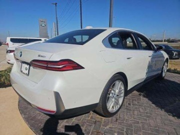 BMW Seria 5 G90-91 2024 BMW Seria 5 530i 2024 2.0 Benzyna 248KM, zdjęcie 4