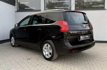Peugeot 5008 I Minivan 1.6 HDi FAP 115KM 2013 Peugeot 5008 1.6 HDi | 102 tyś. przebiegu!! |, zdjęcie 3