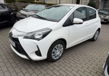 Toyota Yaris III Hatchback 5d Facelifting 2017 1.0 VVT-i 72KM 2020 Toyota Yaris z Instalacja Gazowa, salon Polska, FV-VAT 23, 1 rej. 2021r.Gw, zdjęcie 2