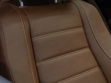 Mercedes GLE V167 SUV Facelifting 2.0 300d 269KM 2025 MERCEDES-BENZ GLE 300 d 4-Matic AMG Line 2.0 (269KM) 2025, zdjęcie 4