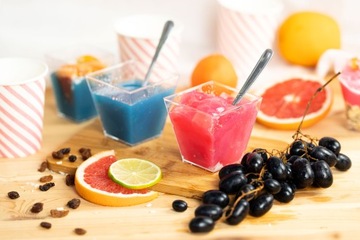 ДЕСЕРТНЫЕ стаканчики 200 мл, 25 шт + ложки