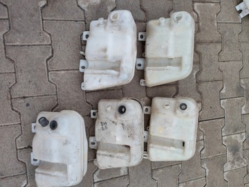 Zbiornik płynu spryskiwaczy Bmw E39 8381038