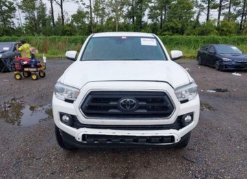 Toyota Tacoma II 2023 Toyota Tacoma 2023, 3.5L, 4x4, SR5 V6, od ubezpieczalni, zdjęcie 1