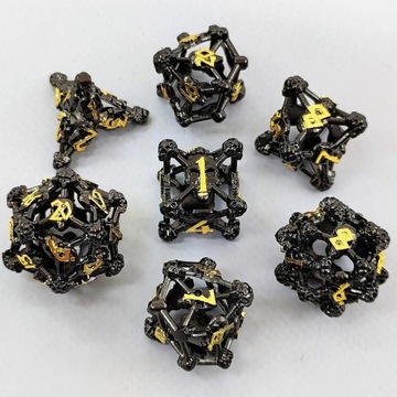 CZARNE KATAKUMBY ZESTAW 7 METALOWYCH KOŚCI RPG