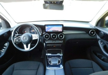 Mercedes GLC C253 SUV Facelifting 2.0 200d 163KM 2021 Mercedes-Benz GLC 4Matic z Gwarancja Model 2022 2.0 Diesel 163KM, zdjęcie 6