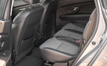 Renault Grand Scenic III 1.7 Blue dCi 149KM 2021 Renault Grand Scenic Renault Grand Scenic Gr 1.7 Blue dCi Intens EDC 1.7, zdjęcie 15