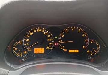 Toyota Avensis II Sedan 2.0 VVT-i 147KM 2003 Toyota Avensis Zarejestrowany - benzyna - 2,0 - przebieg 161.000 km 2.0, zdjęcie 31