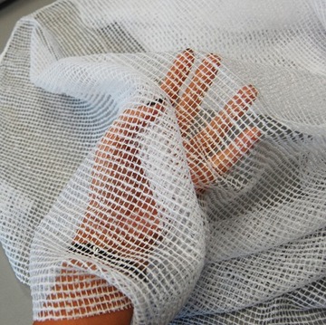 T4861 Объемная штора с карнизом, высота 320 см.