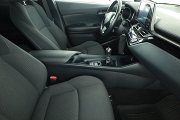 Toyota C-HR I Crossover 1.2L Turbo 116KM 2019 Toyota C-HR 1.2 Turbo, Salon Polska, Serwis ASO, zdjęcie 6