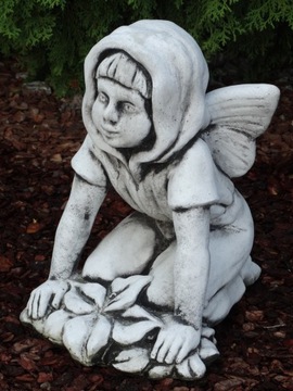 Бетонная садовая фигура. Девушка, садовые украшения, бетонные фигурки